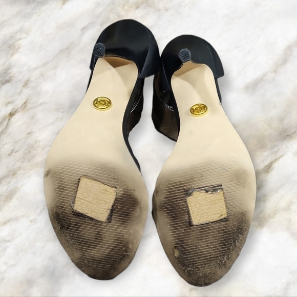 Bebe Open Toe Zipped Heel With Gold Tone Ankle Cuff Size 8 US - Picture 5 of 6